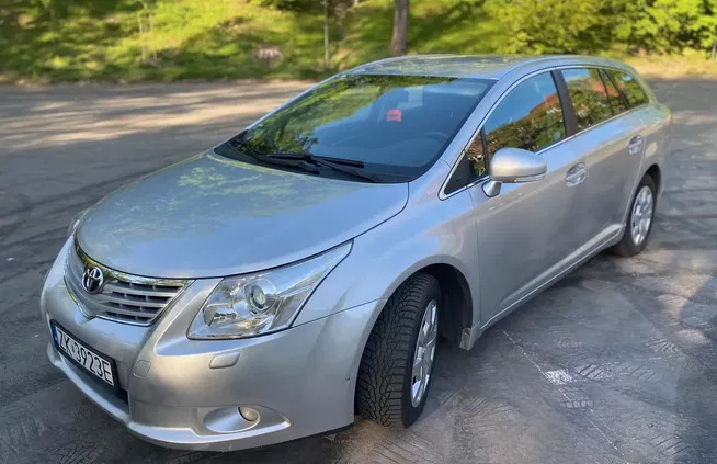 toyota zachodniopomorskie Toyota Avensis cena 27500 przebieg: 210000, rok produkcji 2011 z Koszalin